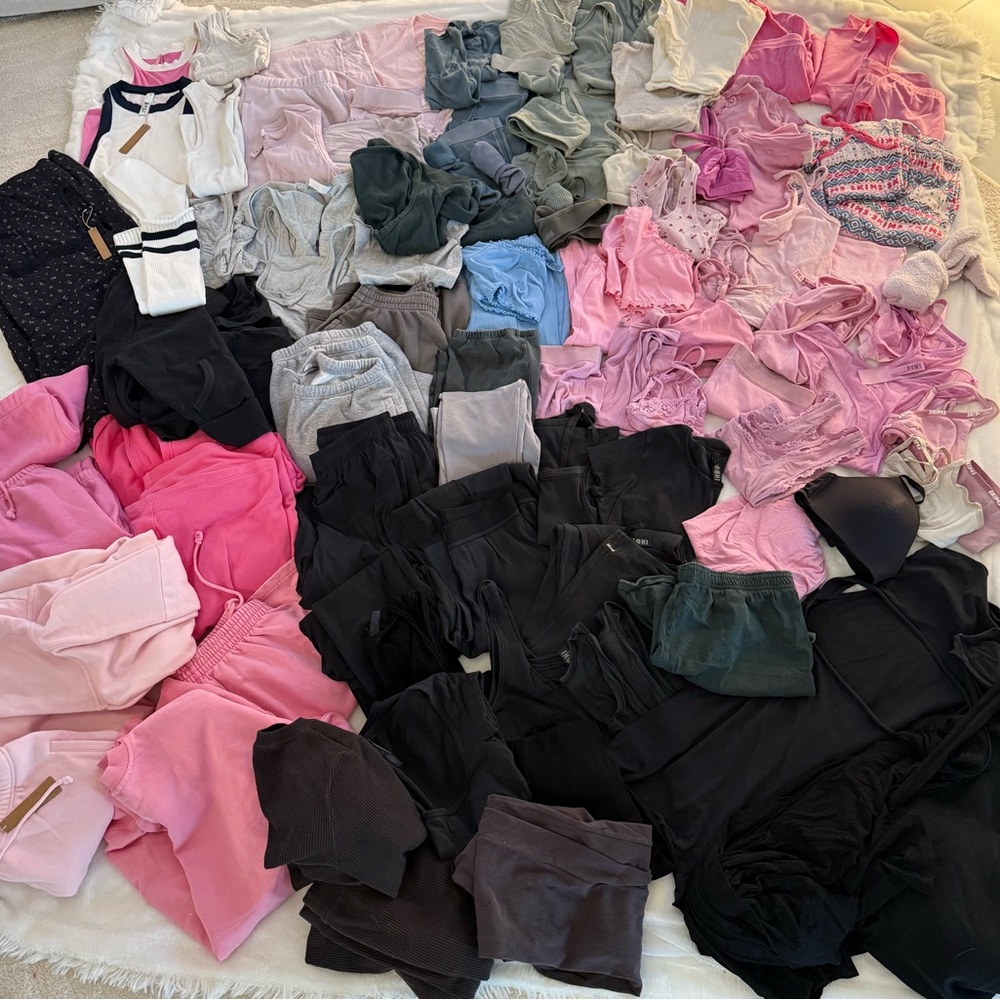 MASSIVE SKIMS COLLECTION - Rare and NWT ITEMS